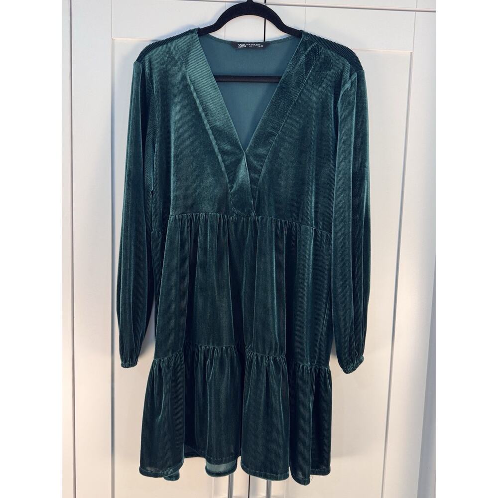 Zara Emerald Green Velvet Babydoll Dress Tiered Mini Long Sleeve Size M Romantic
